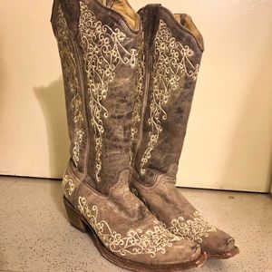 Corral Vintage Cowboy Boots